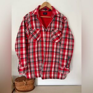 5/$20 Men’s VIP Size Medium - lined and great plaid print